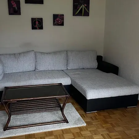 Bel Lumineux Gare Deux Pieces & Cuisine Separee Монте